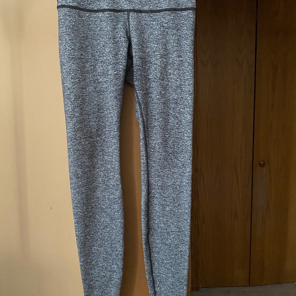 Lululemon black, white and gray marbled leggings